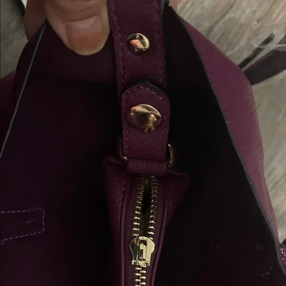 Chic Plum Shoulder Bag - Picture 5 of 8